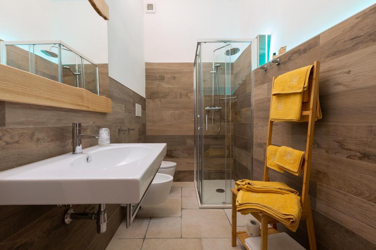 Terrae Rooms Rental Mesagne Exteriör bild