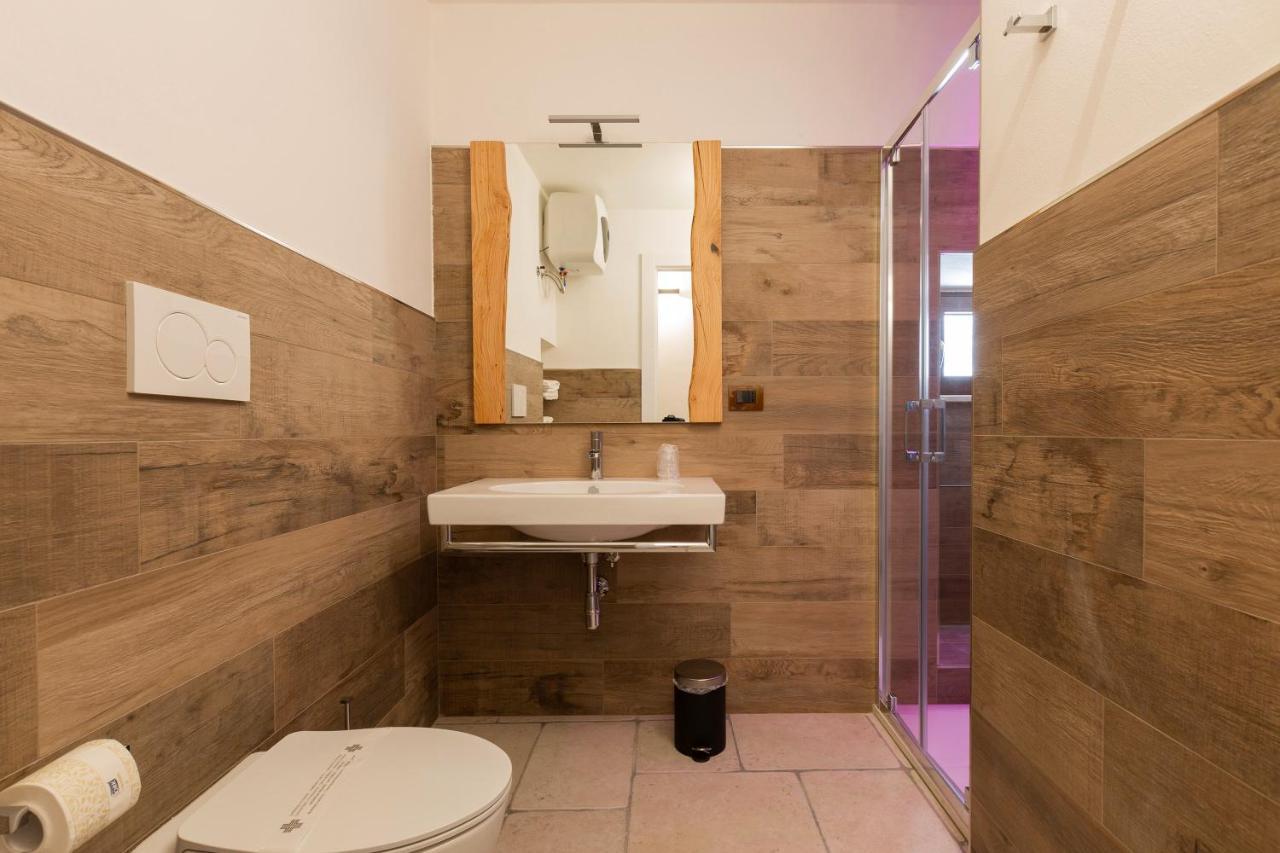 Terrae Rooms Rental Mesagne Exteriör bild